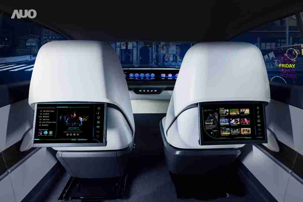 壹号平台新一代Smart Cockpit 2024，，，以Micro LED先进显示技术优势，，创建〝可卷式后座娱乐显示器〞，，，，仅在互动时才显示出所需画面及信息，，，扩充更丰富的娱乐和交互信息服务，，，获国际奖项荣耀